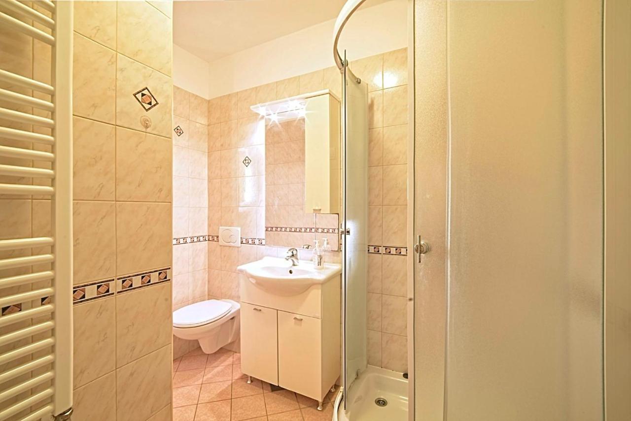 Studio Apartments Peric Rab Kampor Zewnętrze zdjęcie