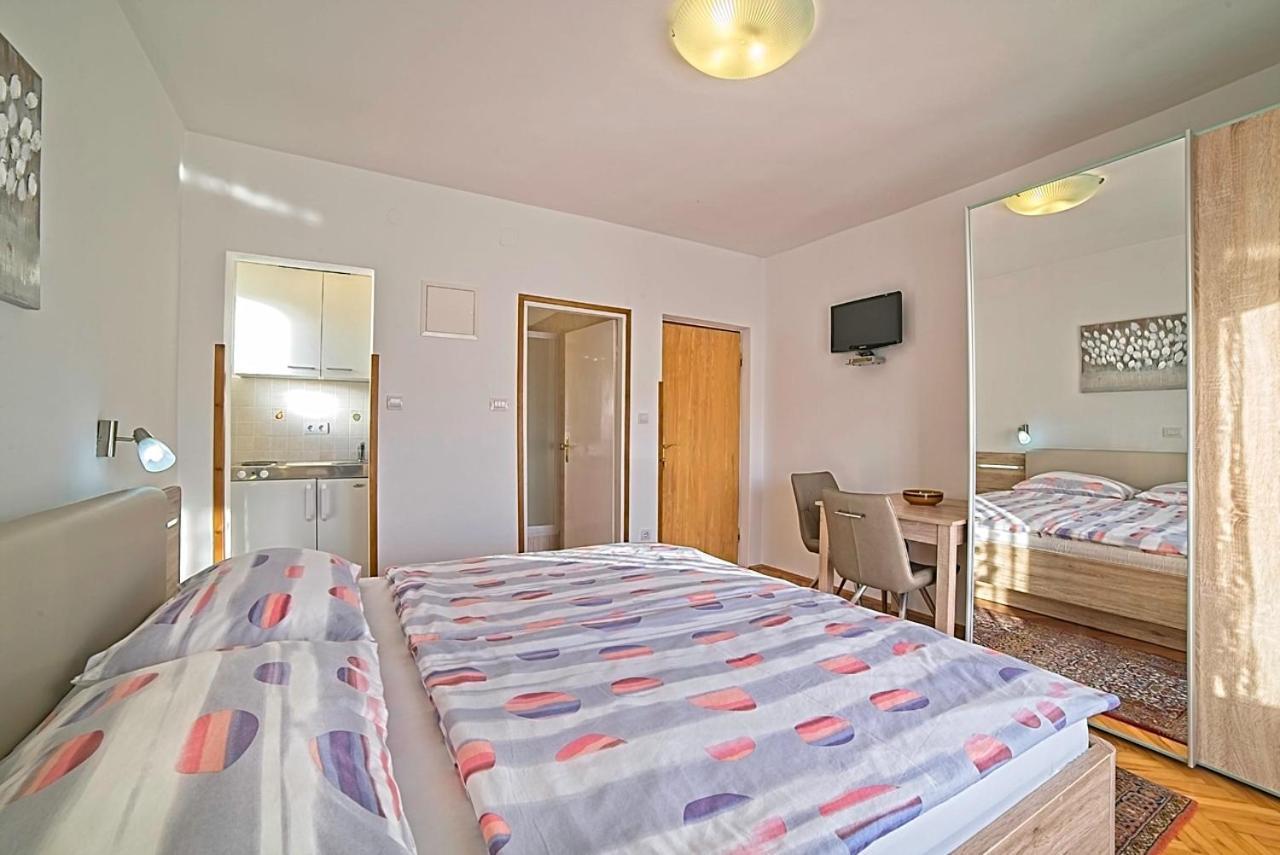 Studio Apartments Peric Rab Kampor Zewnętrze zdjęcie