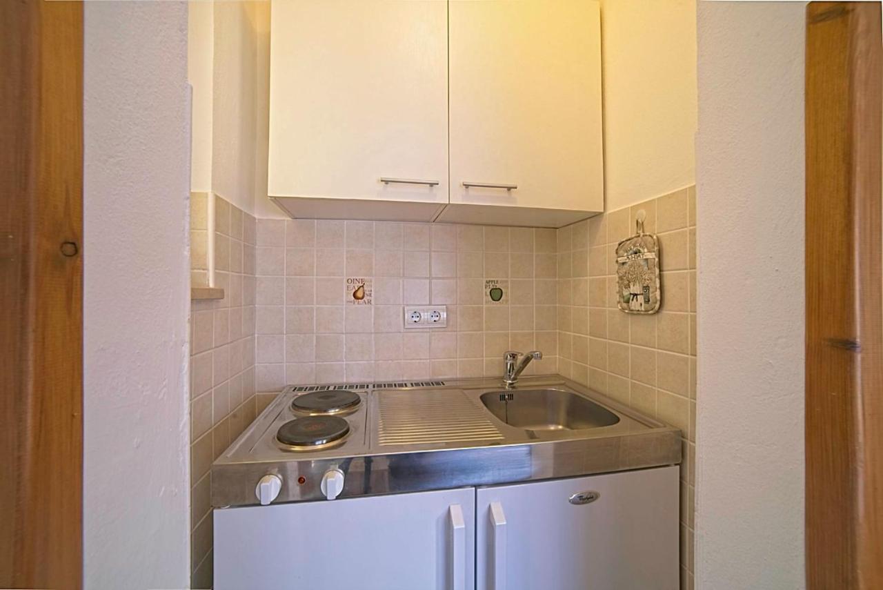 Studio Apartments Peric Rab Kampor Zewnętrze zdjęcie