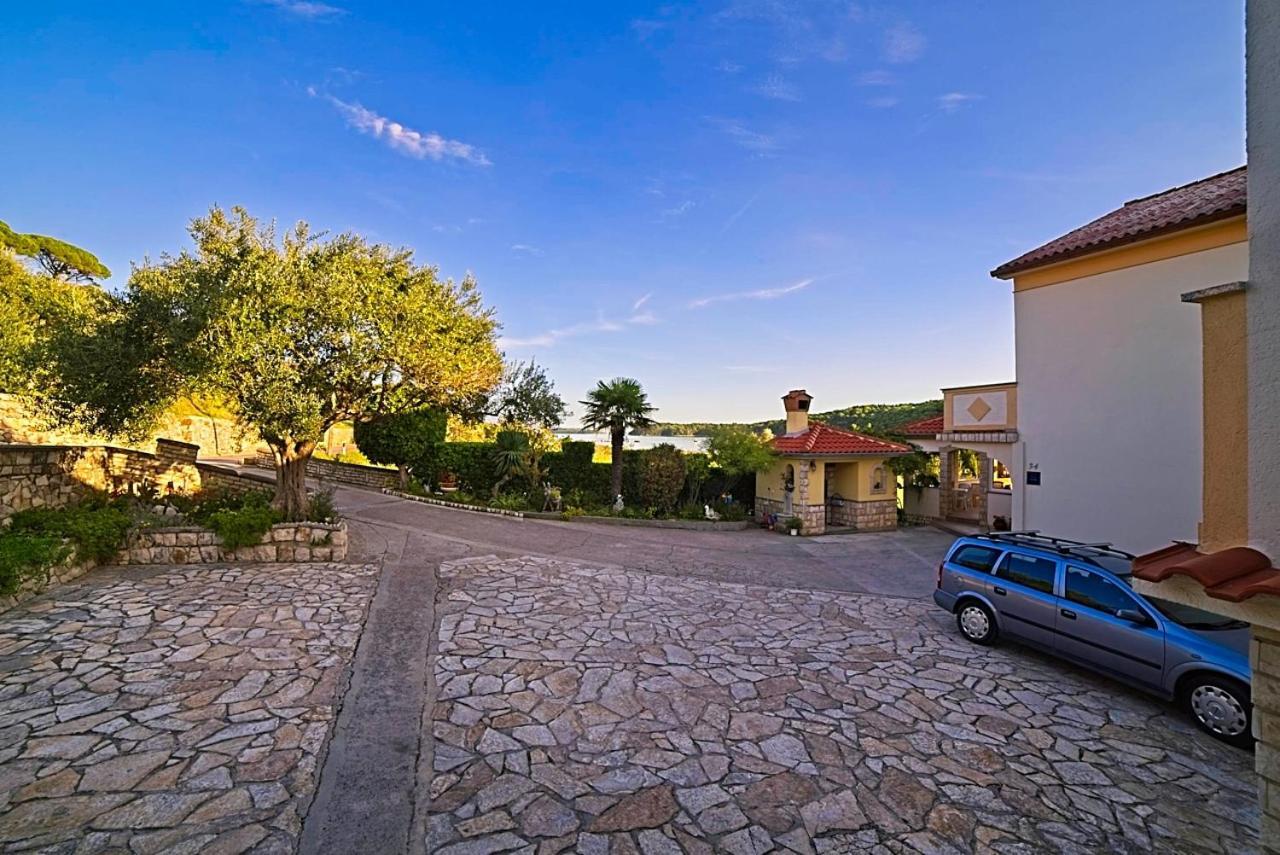 Studio Apartments Peric Rab Kampor Zewnętrze zdjęcie